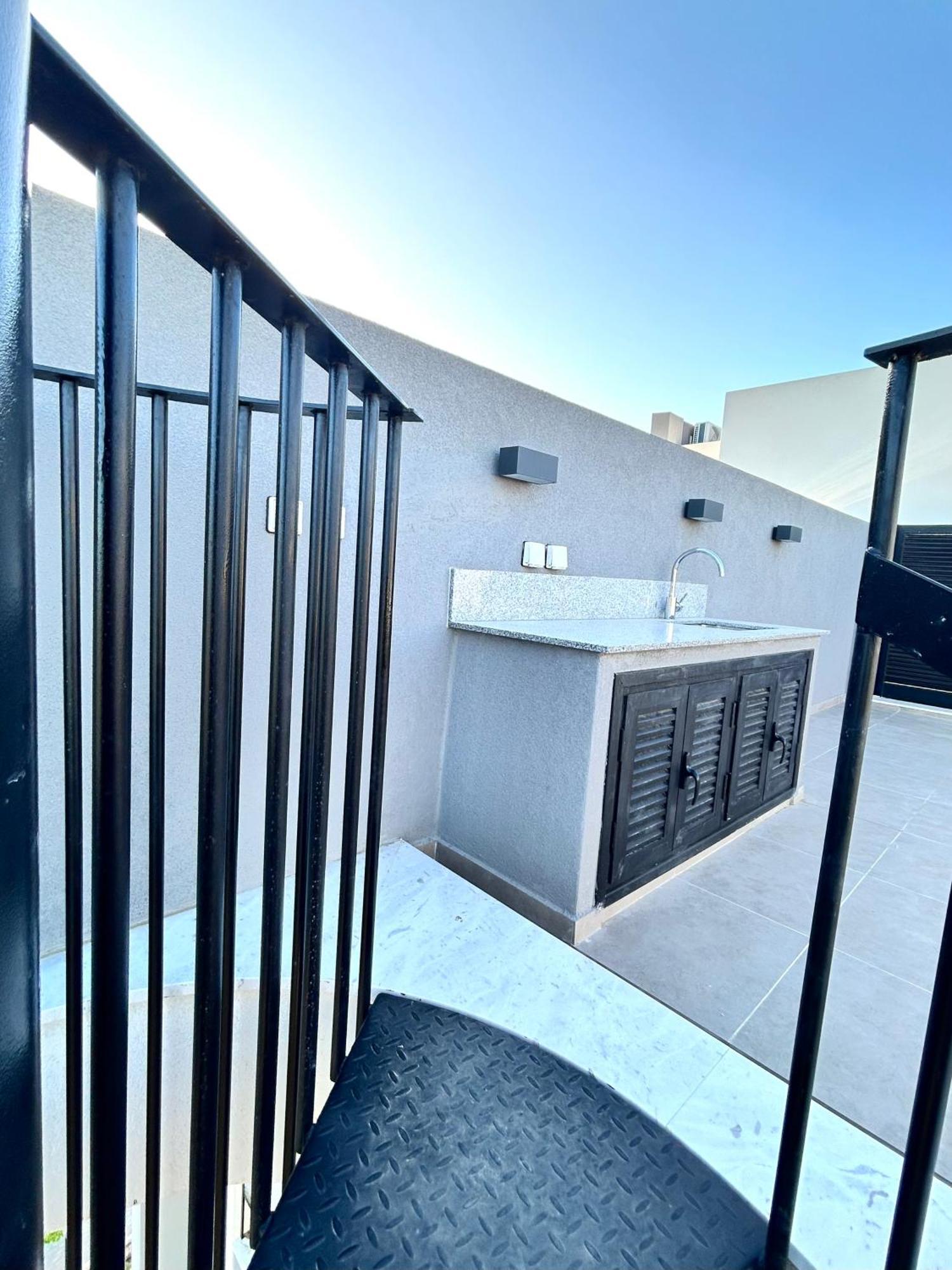 Sunset Gardens - - By Tlv Living Limassol