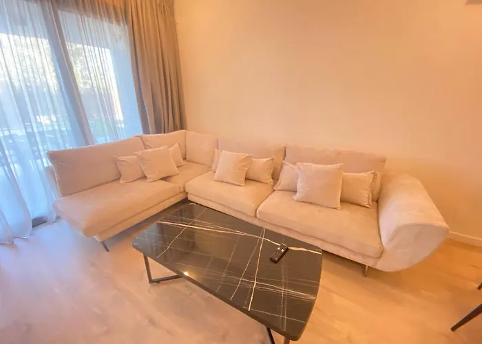 Sunset Gardens - Holiday Apartments - By Tlv Living